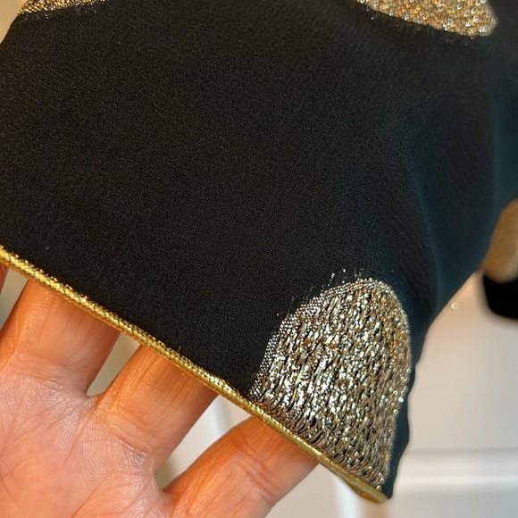 Rare boutique Lined black/metallic gold jacket. - Picture 4 of 5